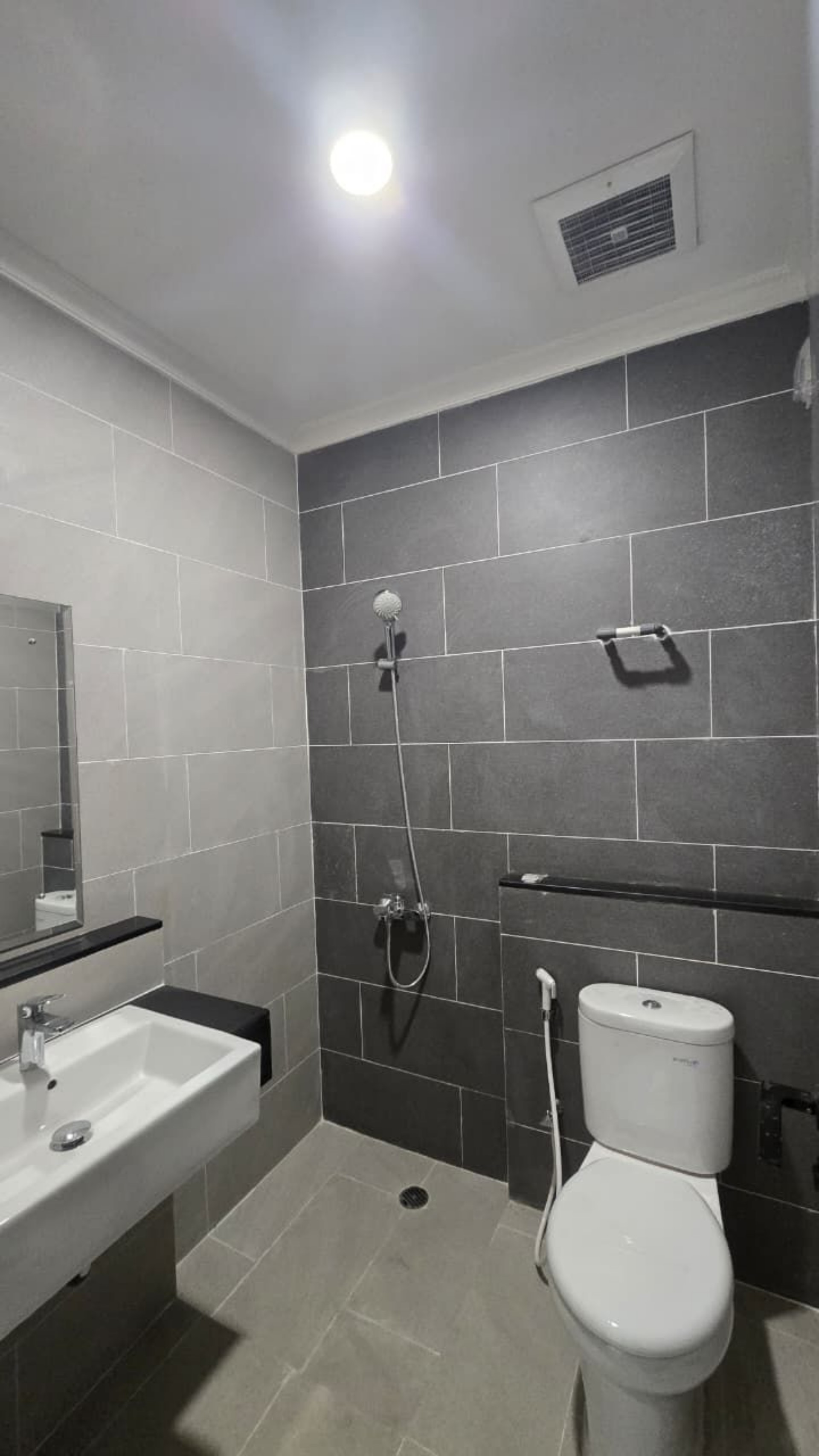 Rumah Dijual di Tangerang, foto 1 dari 10