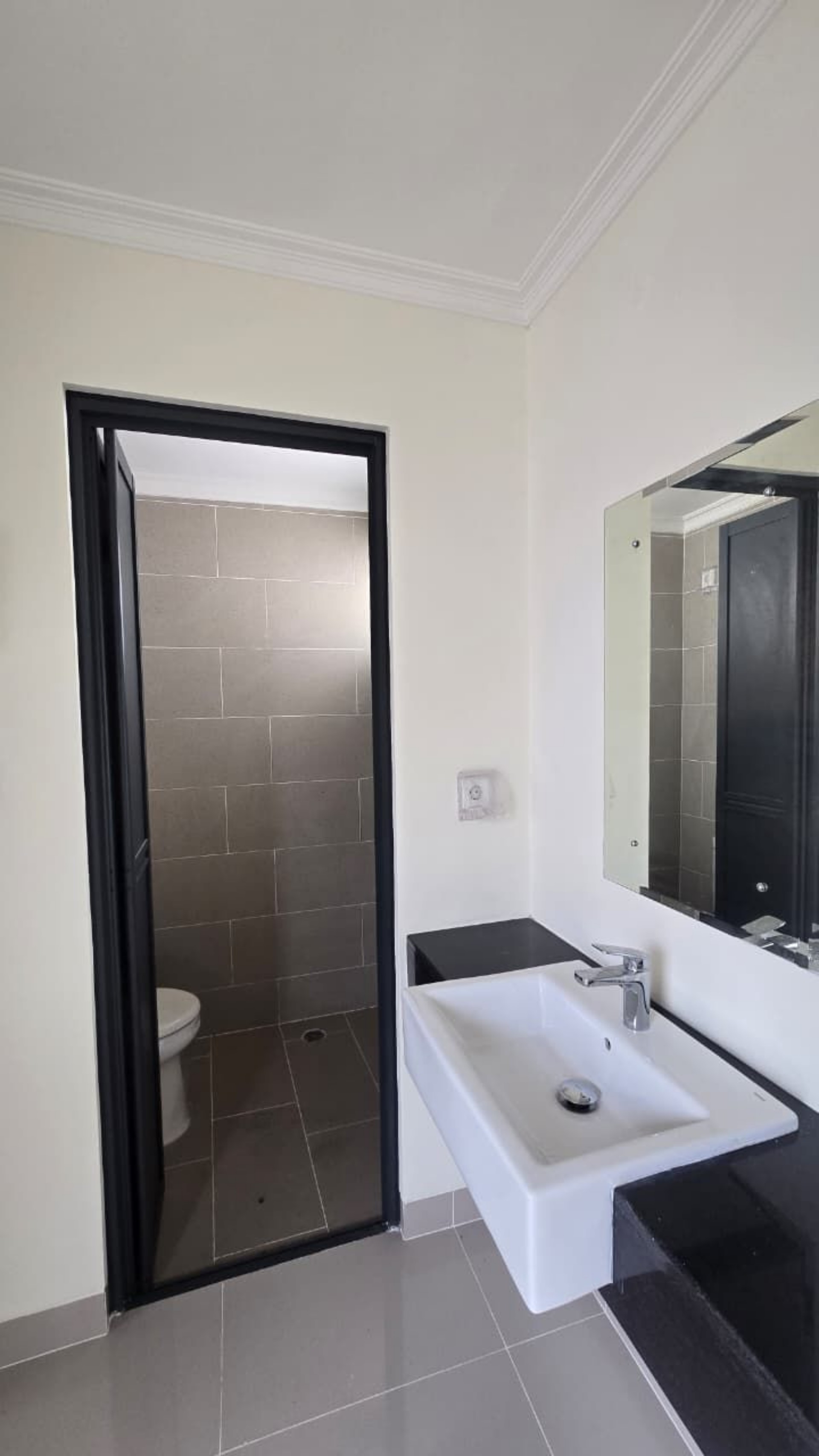 Rumah Dijual di Tangerang, foto 1 dari 10