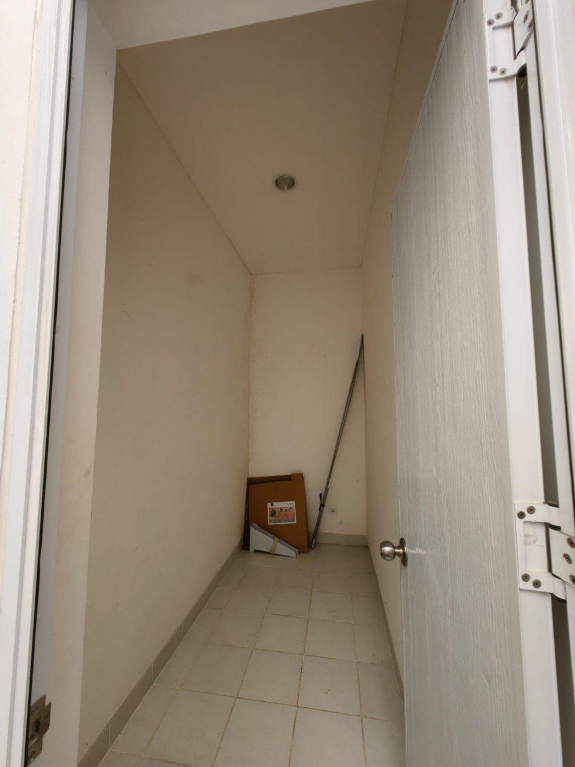 Rumah Dijual di Tangerang, foto 1 dari 8