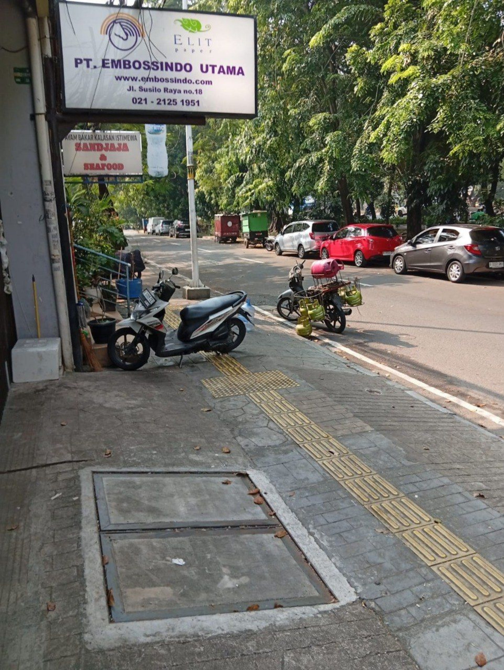 Ruko Disewa di Jakarta Barat, foto 1 dari 10