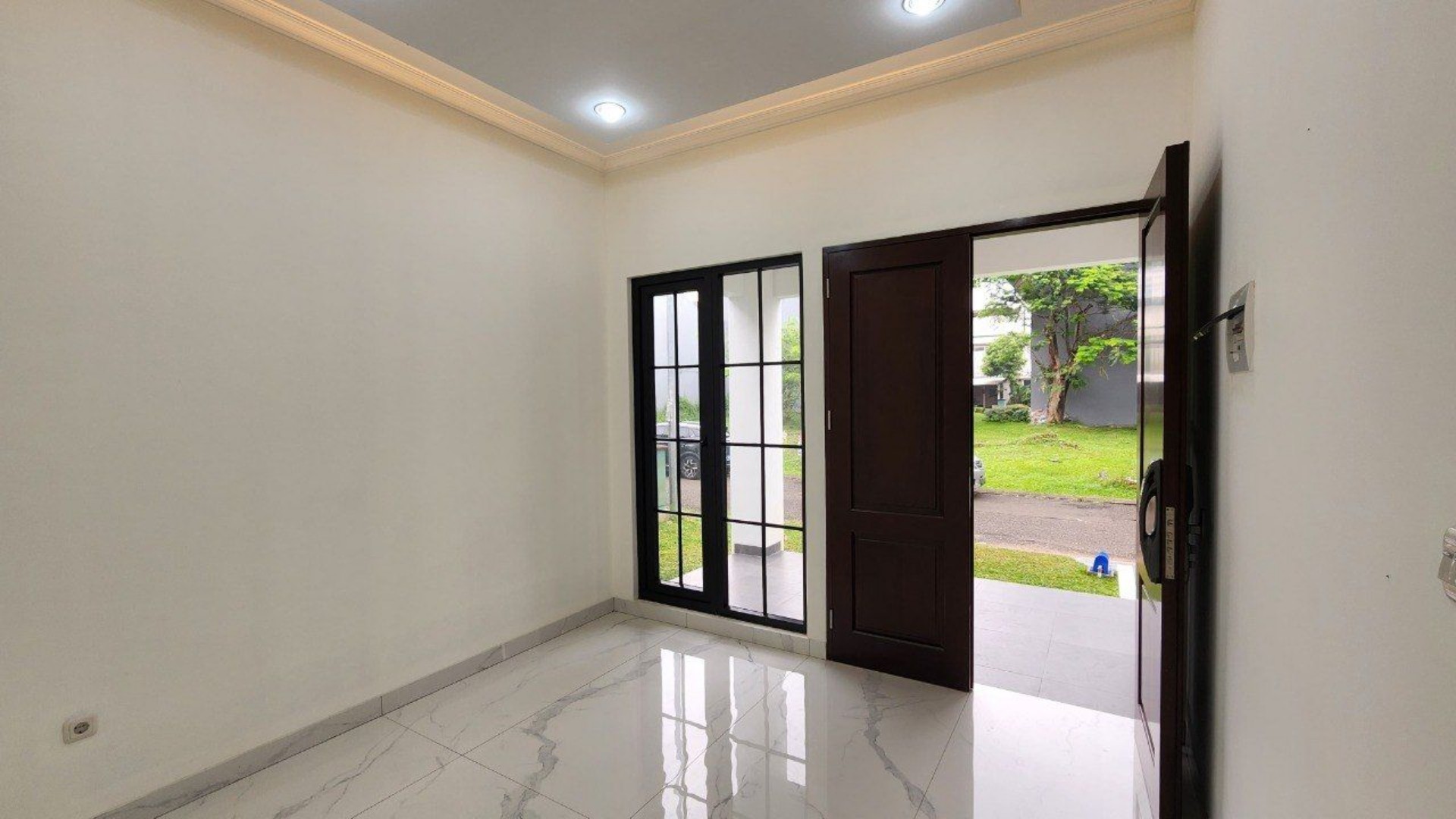 Rumah Dijual di Tangerang, foto 1 dari 9