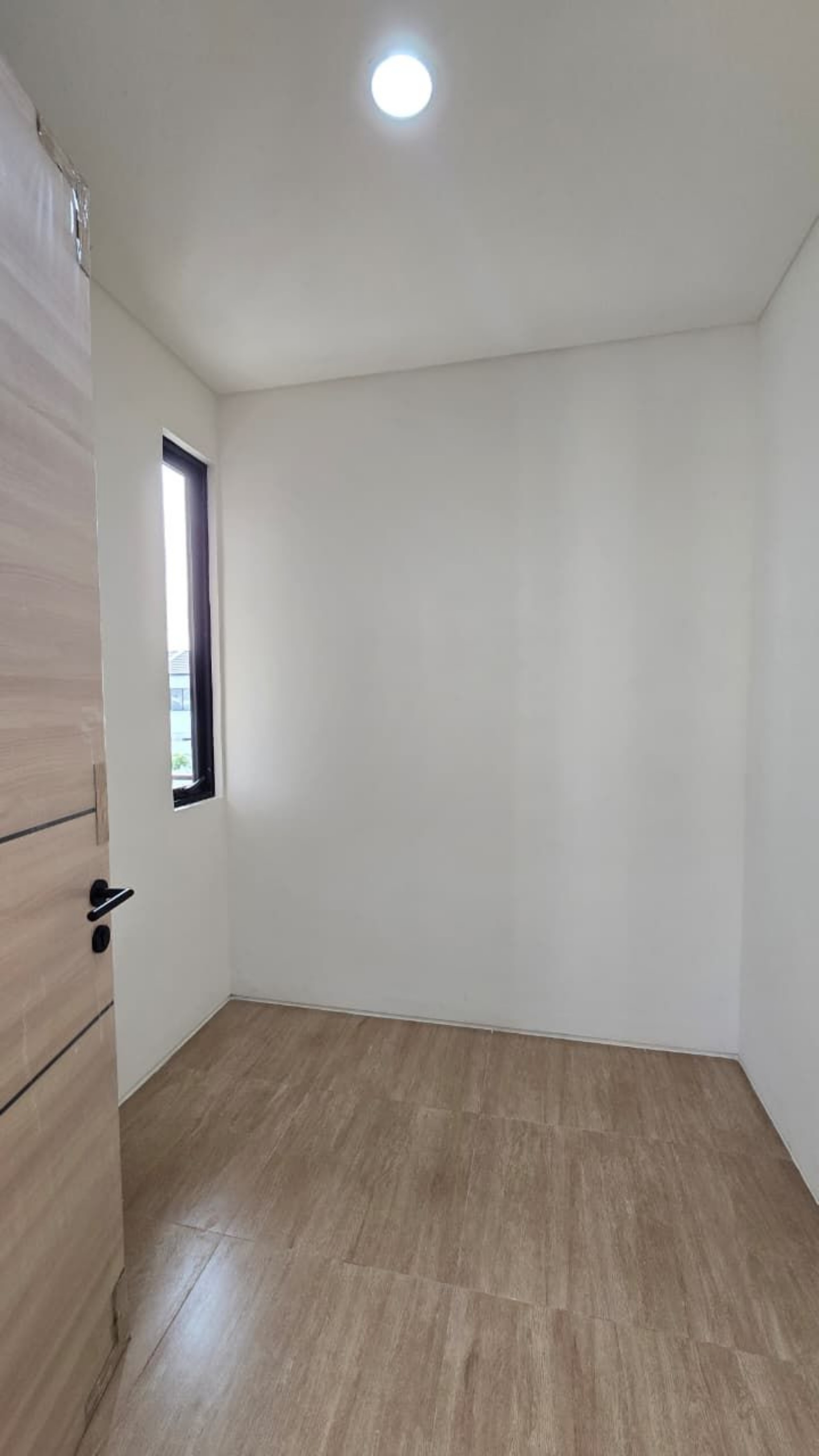 Rumah Disewa di Tangerang, foto 1 dari 10