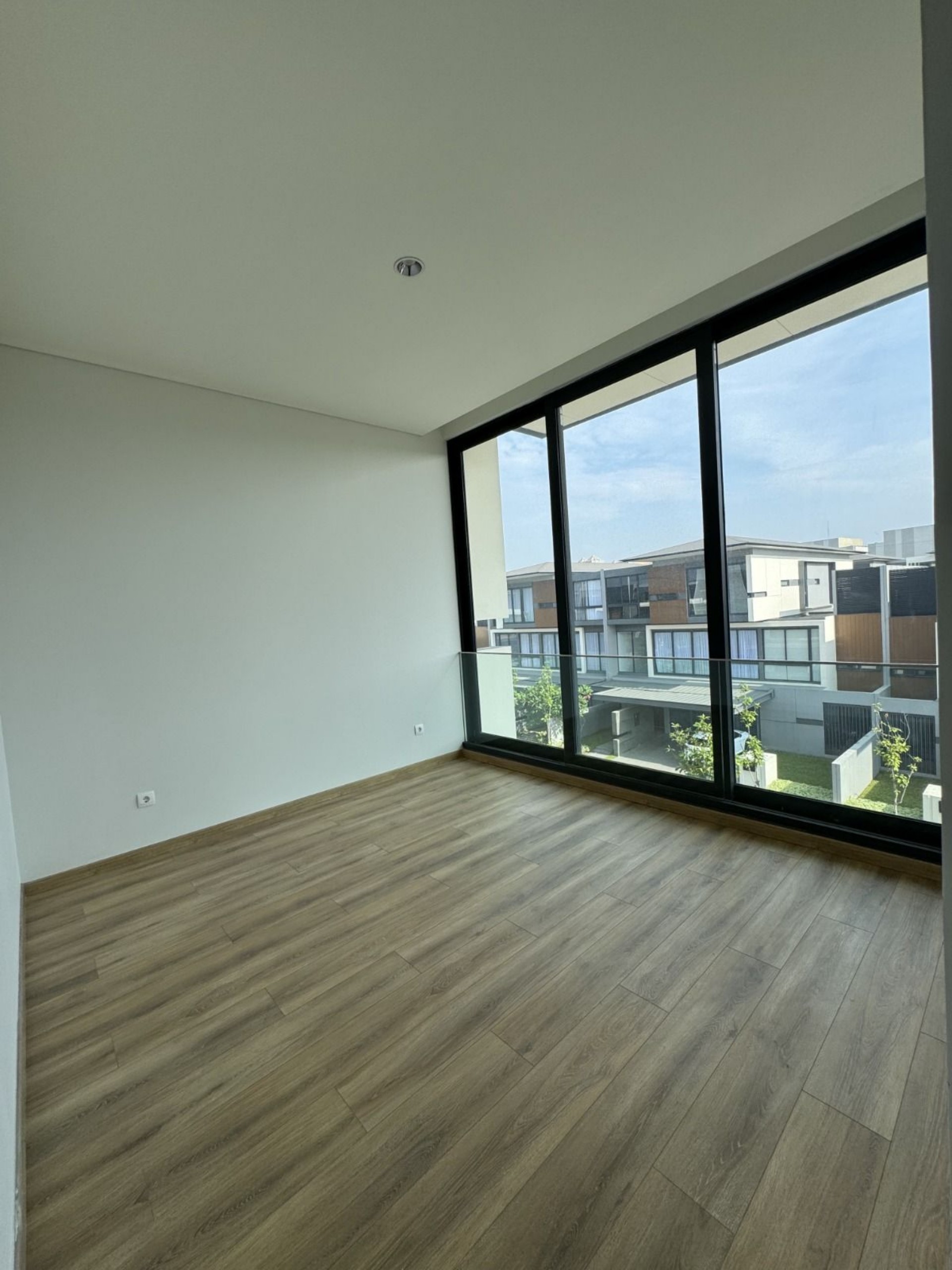 Rumah Dijual di Tangerang, foto 1 dari 5