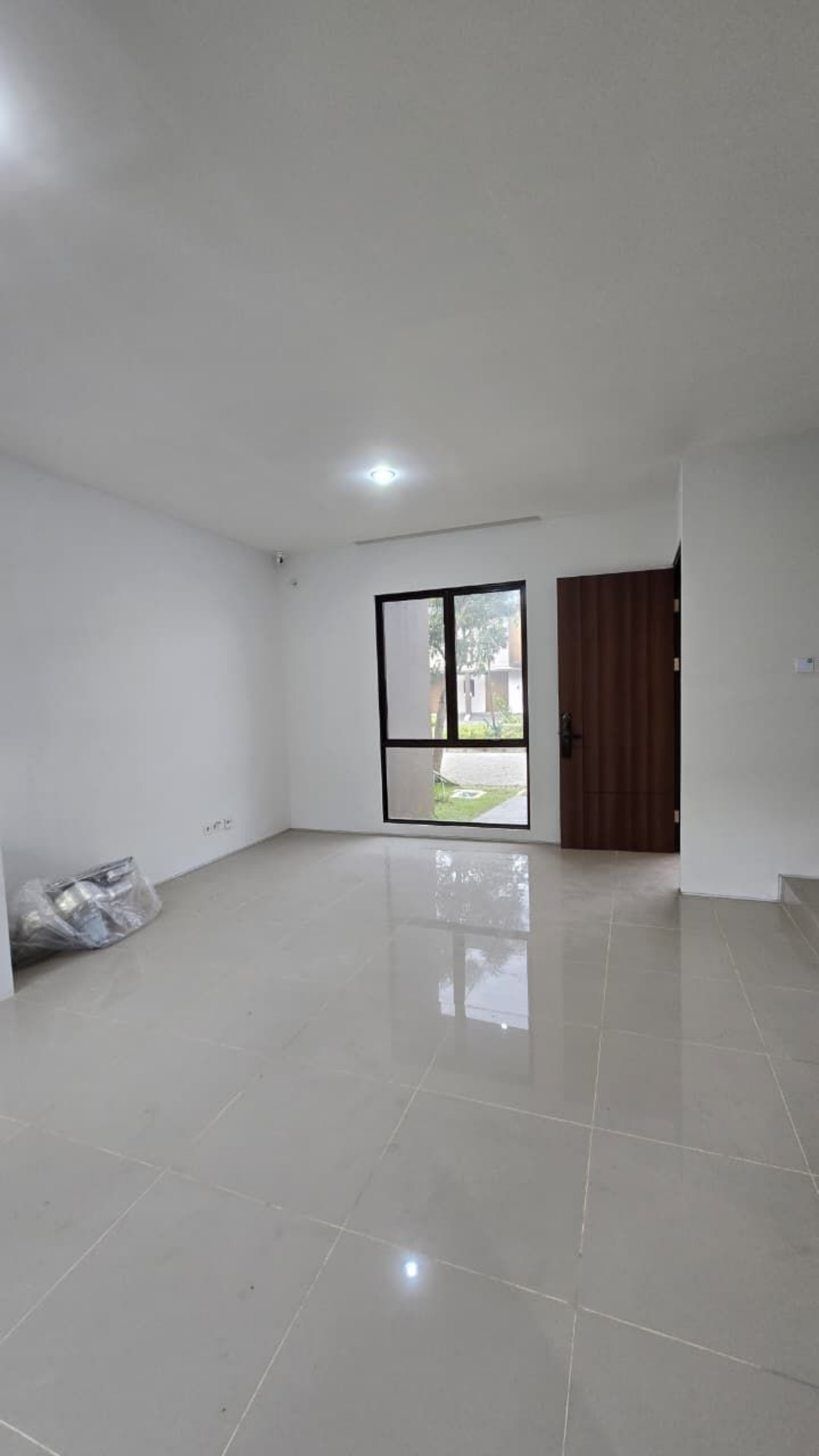 Rumah Dijual di Tangerang, foto 1 dari 9