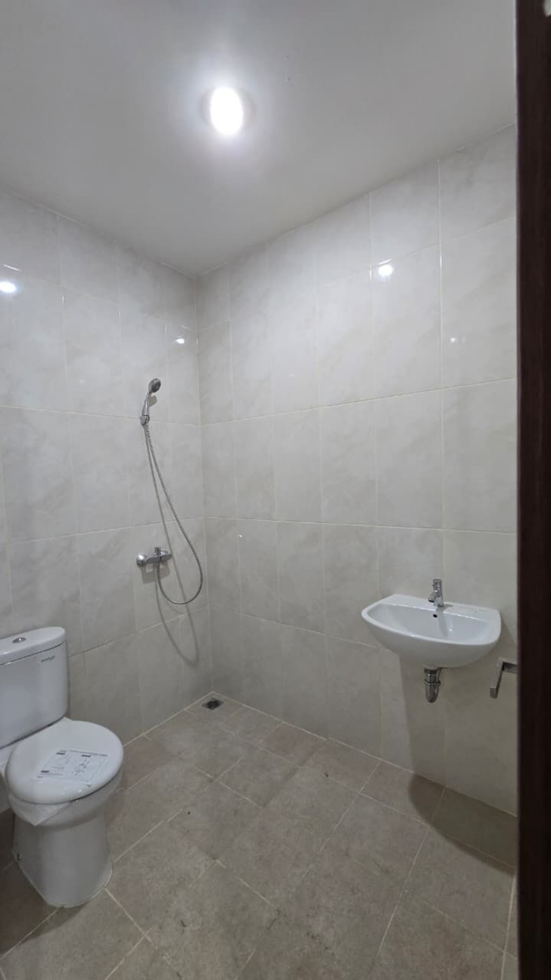 Rumah Dijual di Tangerang, foto 1 dari 9