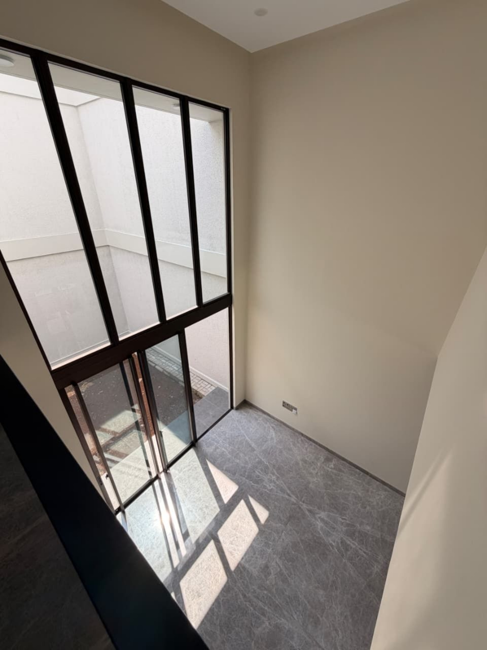Rumah Dijual di Tangerang, foto 1 dari 7