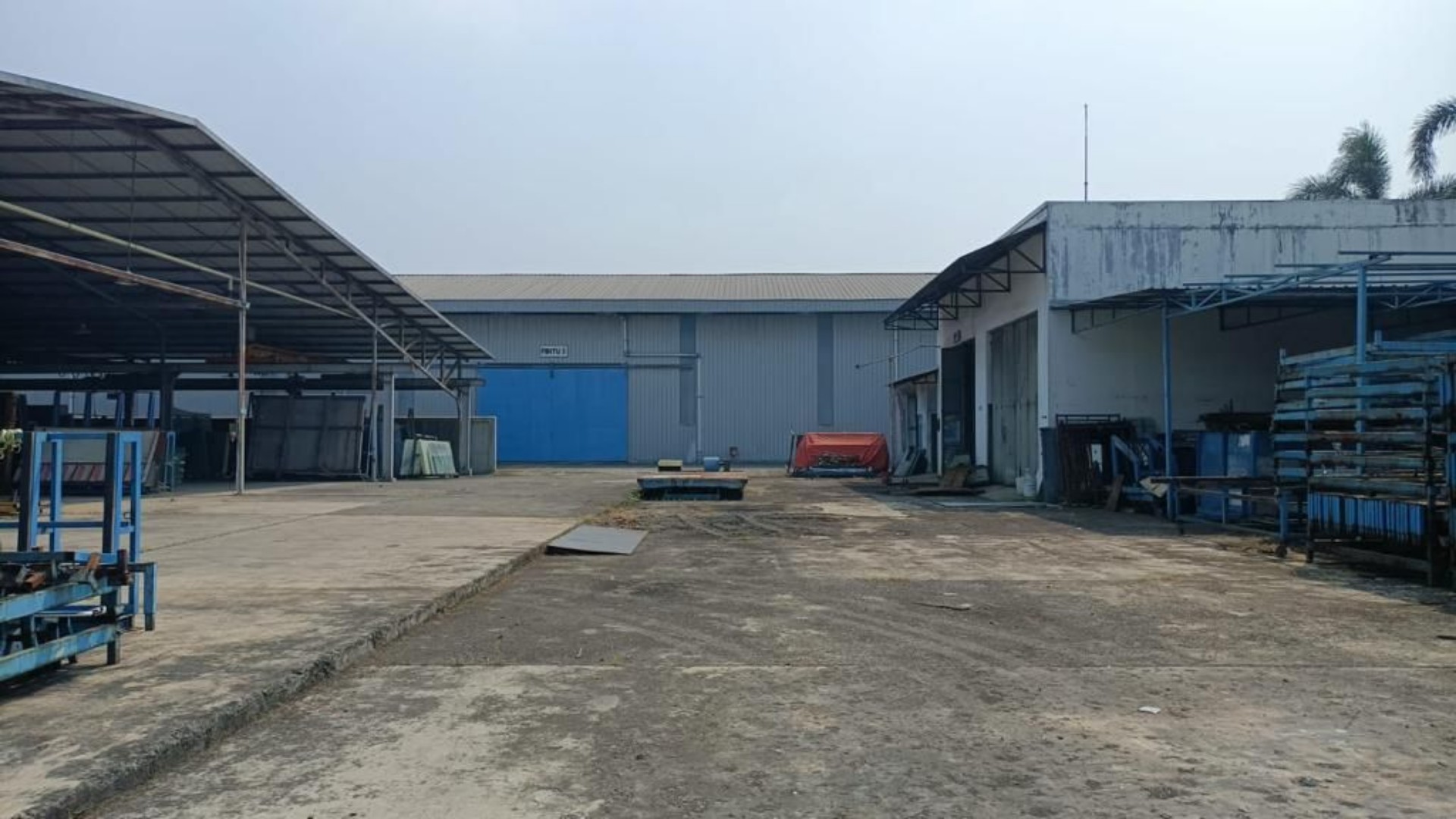 Gudang Dijual di Tangerang, foto 1 dari 8