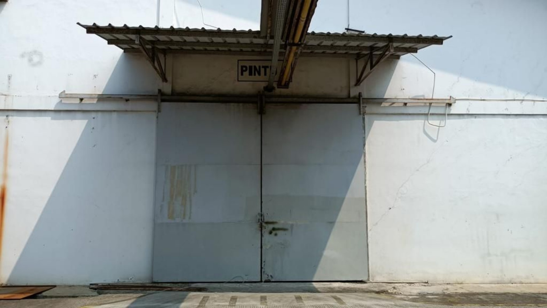 Gudang Dijual di Tangerang, foto 1 dari 8