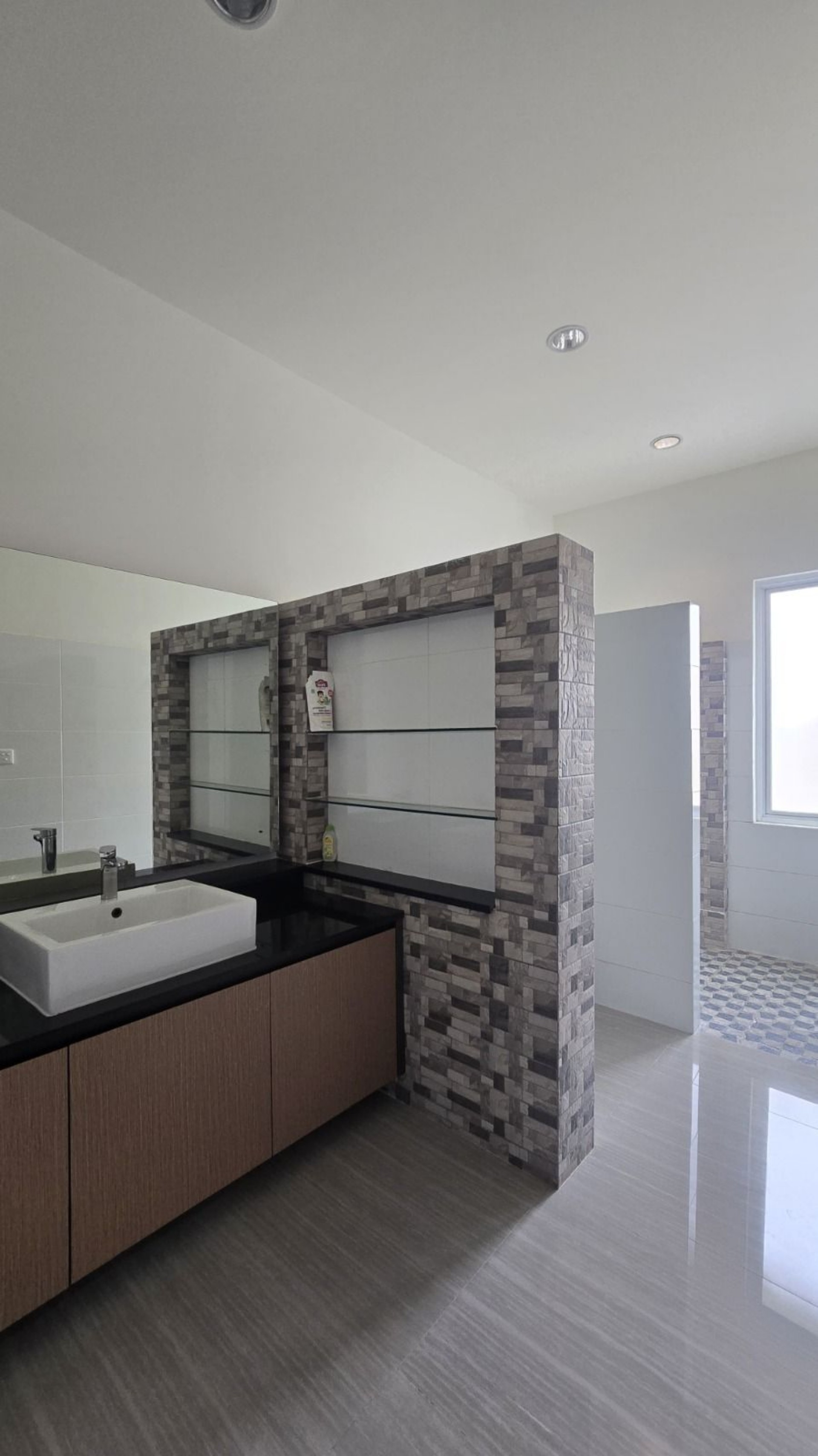 Rumah Dijual di Tangerang, foto 1 dari 10