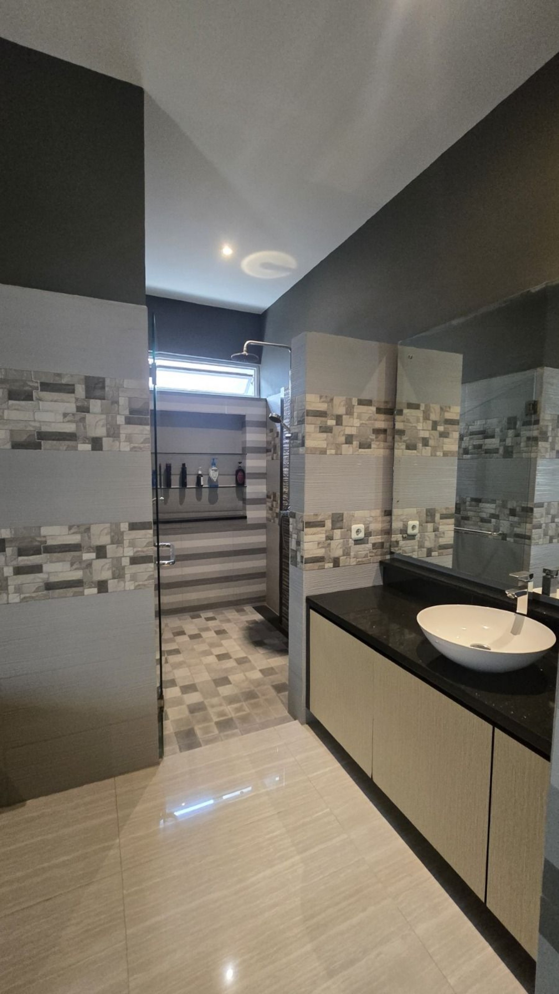 Rumah Dijual di Tangerang, foto 1 dari 10
