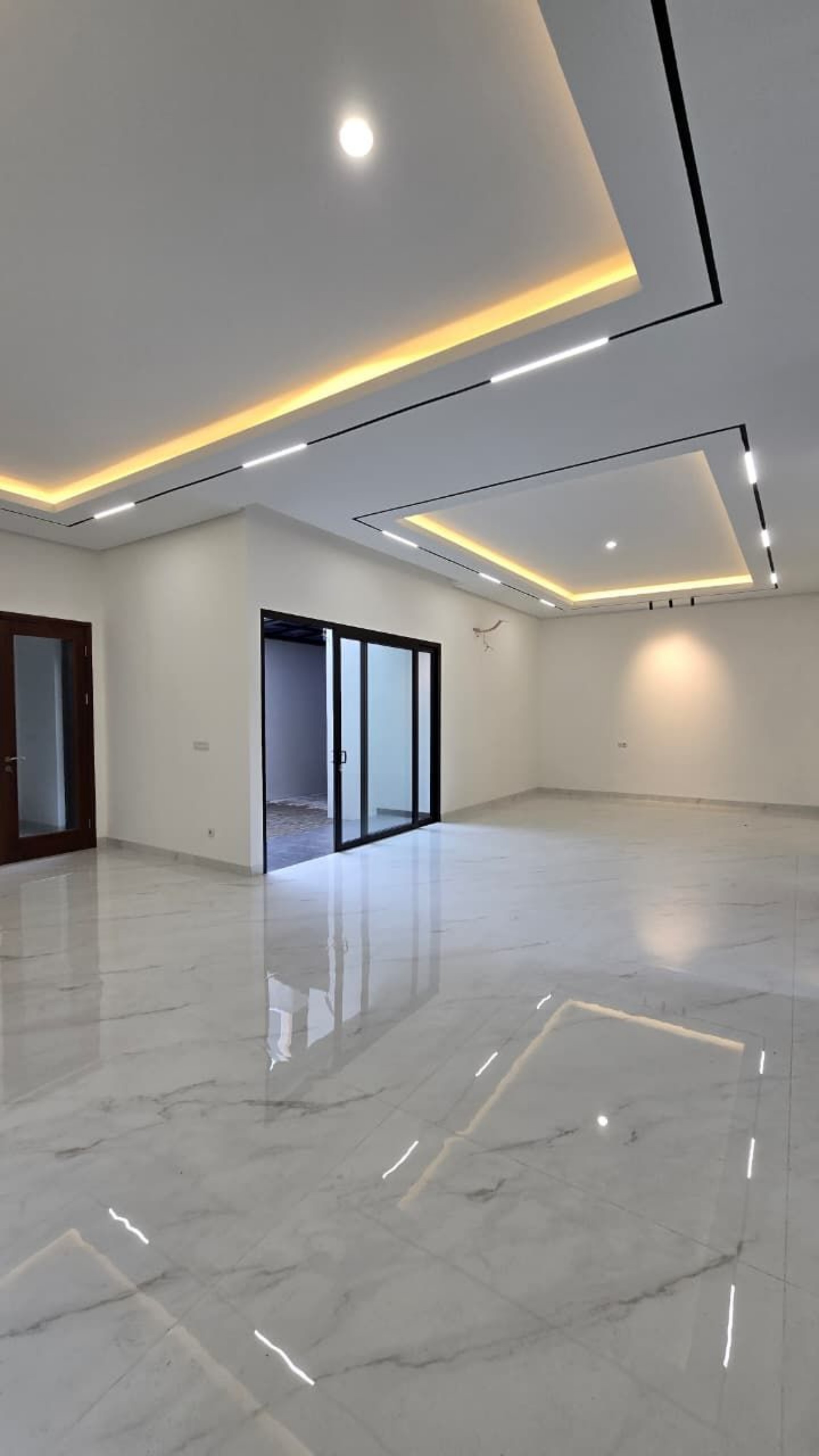 Rumah Dijual di Tangerang, foto 1 dari 9