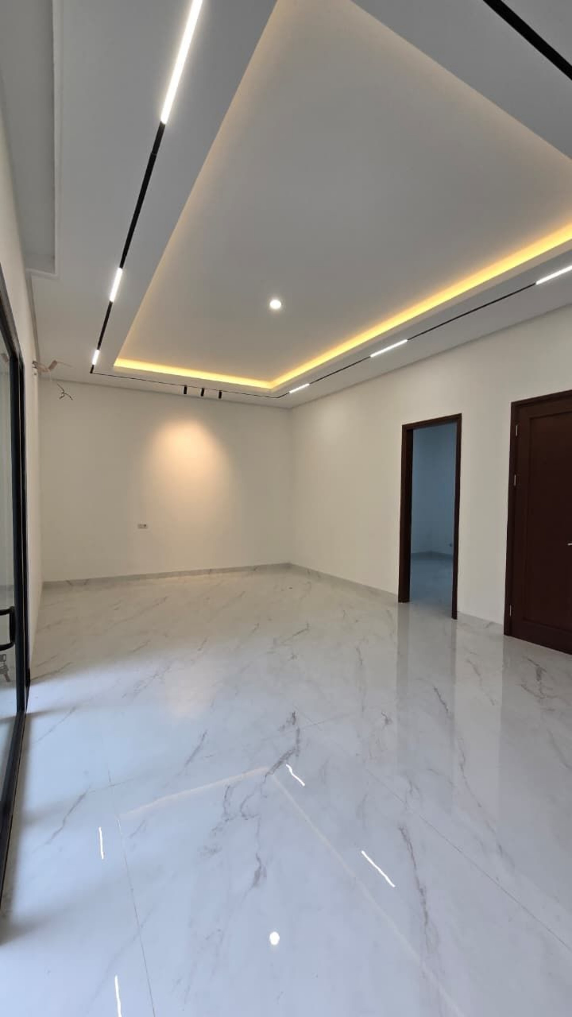 Rumah Dijual di Tangerang, foto 1 dari 9