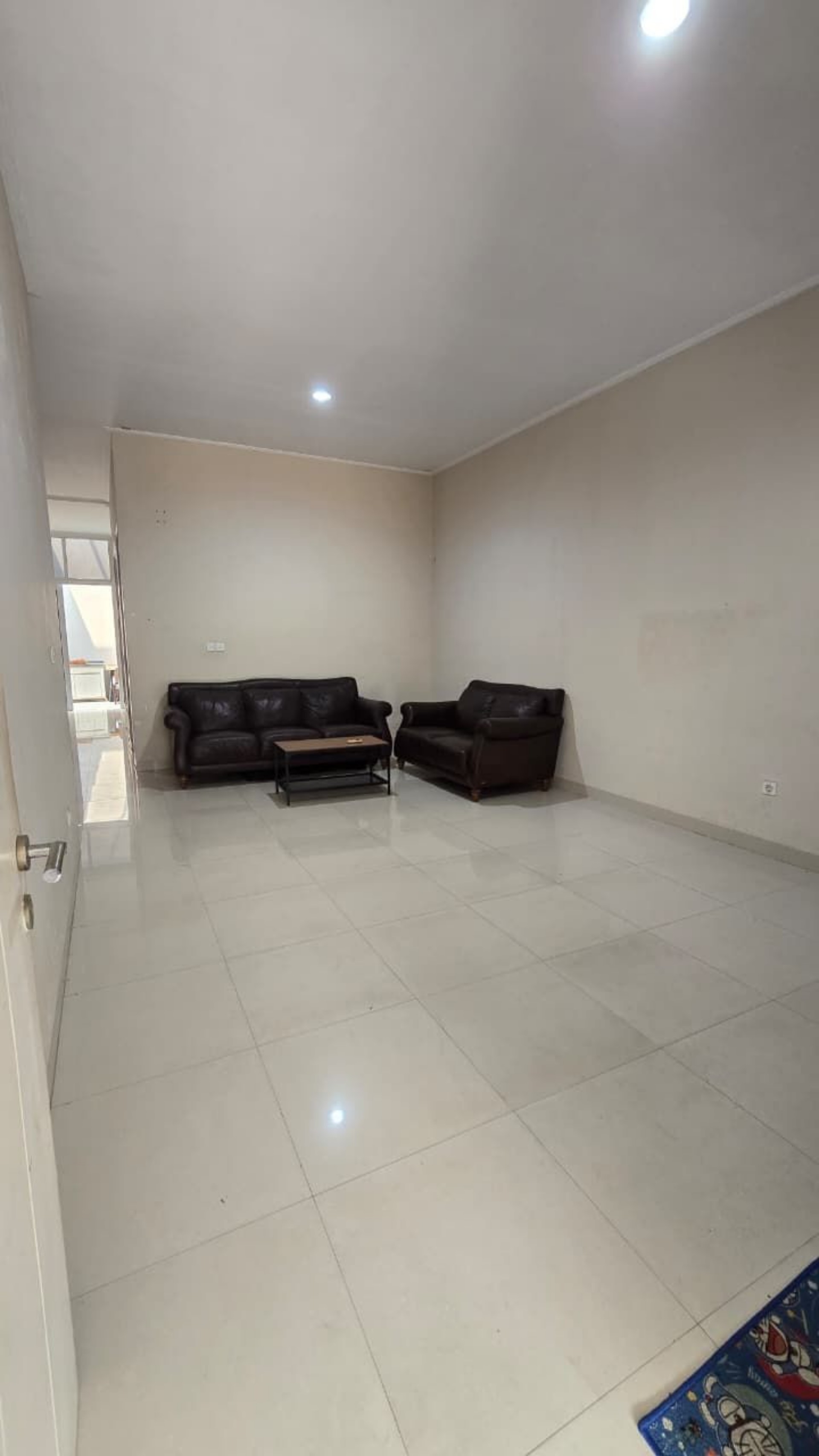 Rumah Dijual di Tangerang, foto 1 dari 10