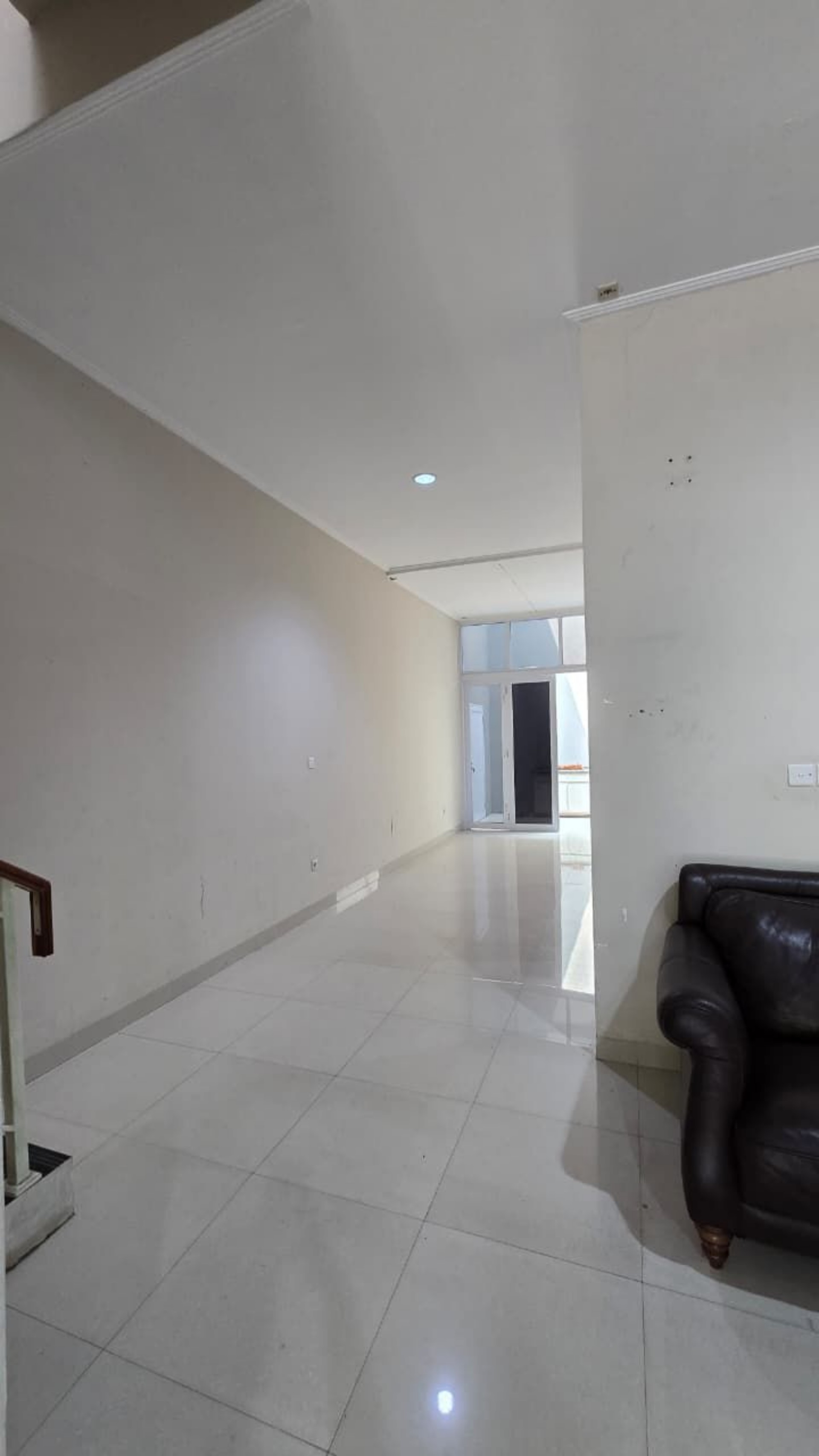 Rumah Dijual di Tangerang, foto 1 dari 10